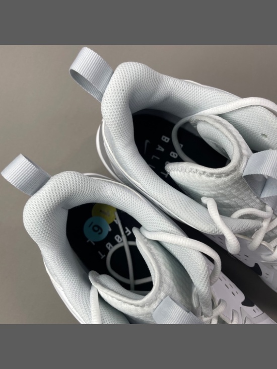 NEW Nike Shoes Mens 16 white black force football cleats sports athletic
